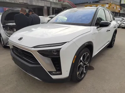 Nio ES8 · 2022 год