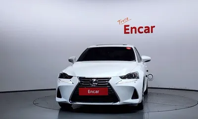 Lexus IS 2017, 71478 км, за 12800.32 USD