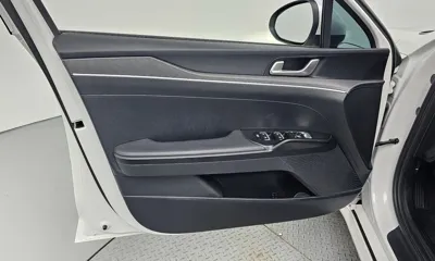 Kia K5 2022, 38899 км, за 11395.45 USD - фото 24