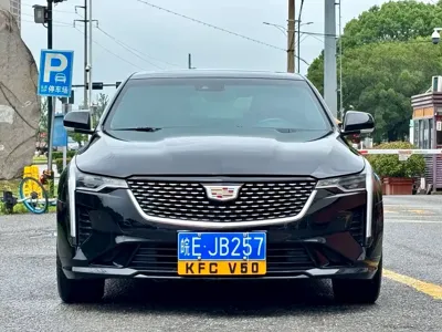 Cadillac CT4 · 2023 год