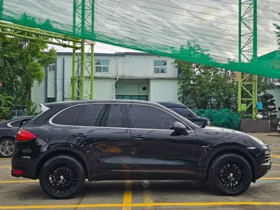 Porsche Cayenne 2014, 152000 км, за 12052.12 USD
