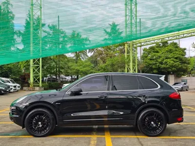 Porsche Cayenne 2014, 152000 км, за 12052.12 USD