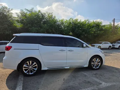 Kia Canival 2018, 132905 км, за 8400.07 USD - фото 18