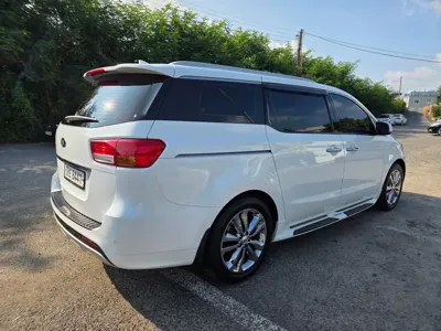 Kia Canival 2018, 132905 км, за 8400.07 USD - фото 19