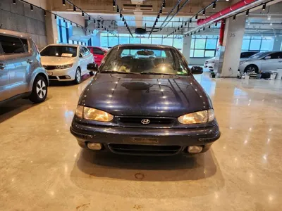 Hyundai Elantra 1995, 55328 км, за 4294.68 USD