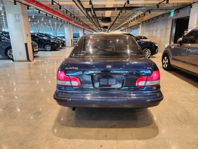 Hyundai Elantra 1995, 55328 км, за 4294.68 USD