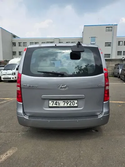 Hyundai Starex 2017, 207469 км, за 4690.56 USD