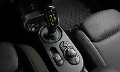 MINI Cooper 2024, 38548 км, за 18314.3 USD - фото 9