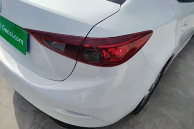 Mazda Mazda 3 Axela 2016, 101000 км, за 6646 USD - фото 7