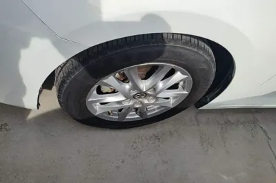 Mazda Mazda 3 Axela 2016, 101000 км, за 6646 USD - фото 15