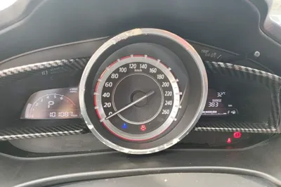 Mazda Mazda 3 Axela 2016, 101000 км, за 6646 USD - фото 20