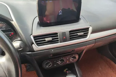 Mazda Mazda 3 Axela 2016, 101000 км, за 6646 USD - фото 21