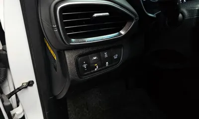 Hyundai Santafe 2019, 92811 км, за 13991.06 USD - фото 13