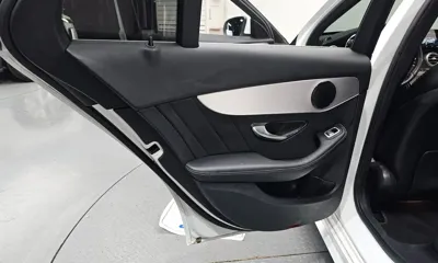 Mercedes-Benz C-Class 2021, 127807 км, за 15013.28 USD - фото 25