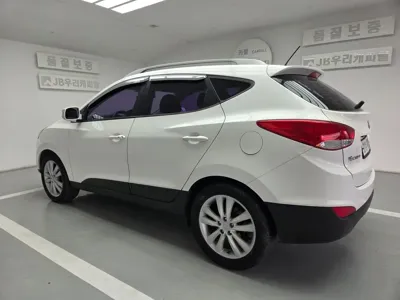 Hyundai Tucson 2012, 119621 км, за 3452.77 USD