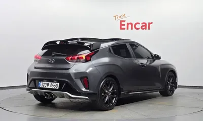 Hyundai Veloster 2018, 190117 км, за 5144.23 USD