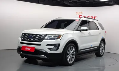 Ford Explorer · 2017 год