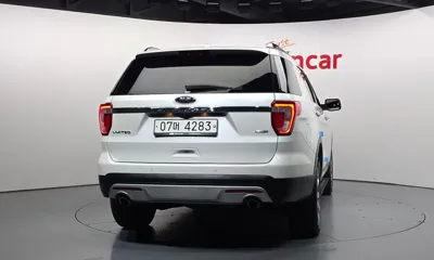 Ford Explorer 2017, 76110 км, за 10305.89 USD