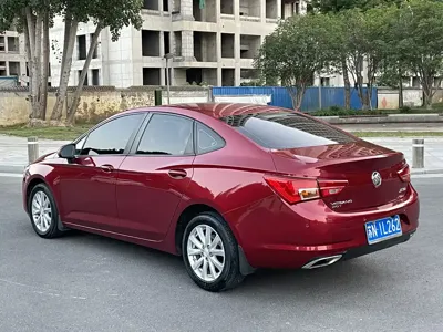 Buick Verano 2016, 90000 км, за 3501.99 USD