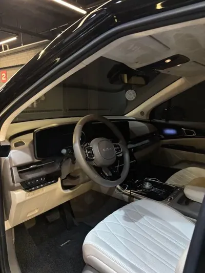 Kia Canival 2023, 47000 км, за 28620.19 USD