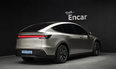 Tesla Model Y 2026, 20 км, за 49990.23 USD