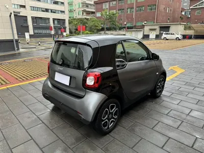 Smart Smart Fortwo 2019, 60000 км, за 10859.12 USD - фото 7