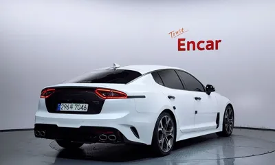 Kia Stinger 2018, 176591 км, за 7491.86 USD
