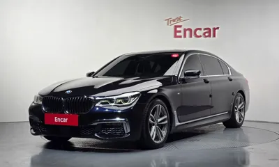 BMW 7-Series · 2017 год