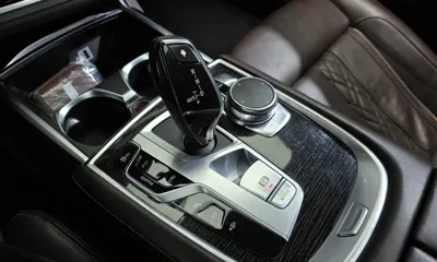 BMW 7-Series 2017, 306978 км, за 14521.06 USD - фото 9