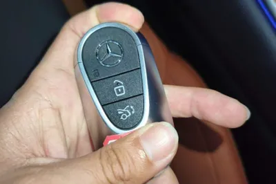 Mercedes-Benz GLC 2024, 22200 км, за 46159 USD - фото 11