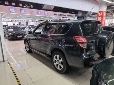 Toyota RAV4 2012, 170000 км, за 4237.7 USD
