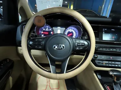 Kia Canival 2019, 174190 км, за 8979.19 USD - фото 11