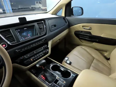 Kia Canival 2019, 174190 км, за 8979.19 USD - фото 13