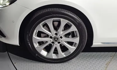 Mercedes-Benz E-Class 2019, 117009 км, за 14897.23 USD