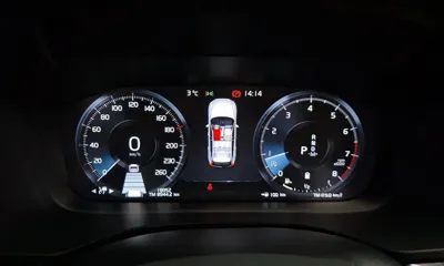 Volvo XC60 2021, 18952 км, за 29402.04 USD - фото 8