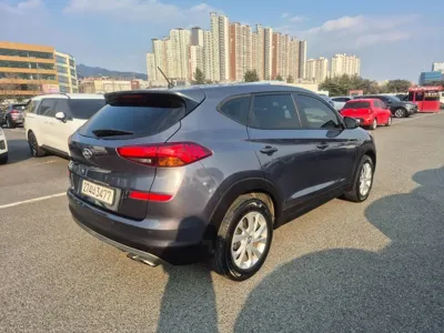 Hyundai Tucson 2020, 54283 км, за 10401.09 USD - фото 6