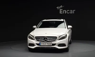 Mercedes-Benz C-Class 2017, 67435 км, за 9124.33 USD