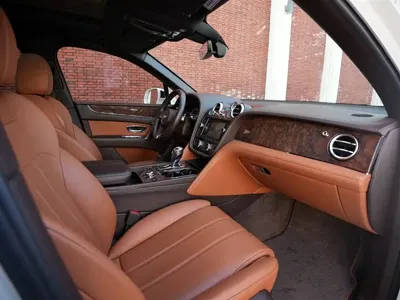 Bentley Bentayga 2019, 180000 км, за 121489.56 USD