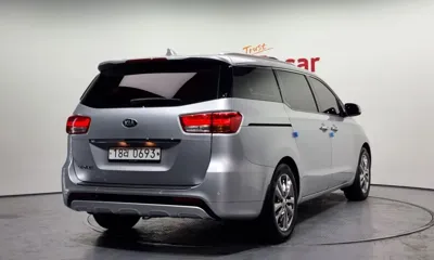 Kia Canival 2017, 122097 км, за 8532.58 USD