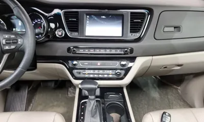 Kia Canival 2017, 122097 км, за 8532.58 USD - фото 14