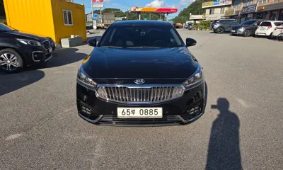 Kia K7 2016, 100309 км, за 8609.26 USD