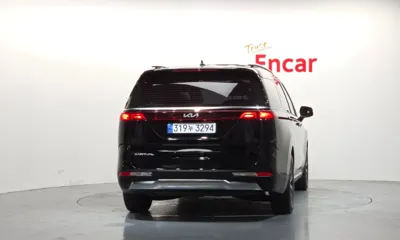 Kia Canival 2022, 42404 км, за 15960.92 USD