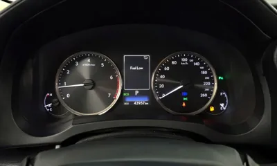 Lexus IS 2017, 43957 км, за 13976.46 USD - фото 8