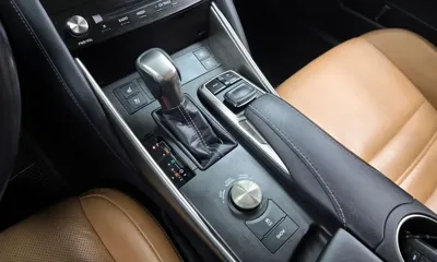 Lexus IS 2017, 43957 км, за 13976.46 USD - фото 9