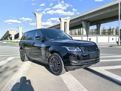 Land Rover Range Rover 2021, 90000 км, за 105791.94 USD