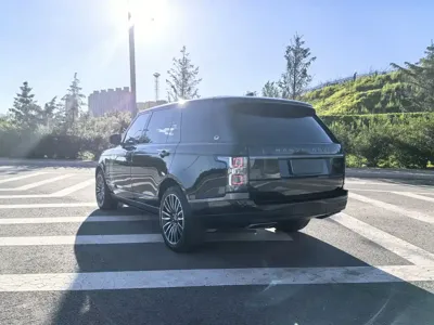 Land Rover Range Rover 2021, 90000 км, за 105791.94 USD