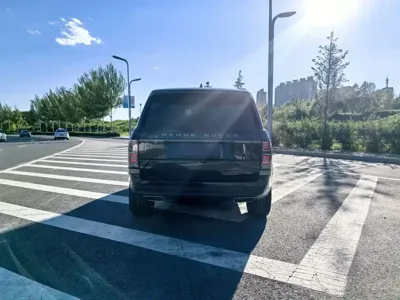 Land Rover Range Rover 2021, 90000 км, за 105791.94 USD