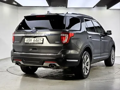 Ford Explorer 2019, 114810 км, за 9058.68 USD