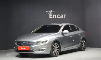 Volvo S60 · 2017 год
