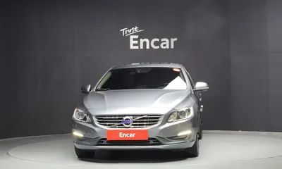 Volvo S60 2017, 71644 км, за 8079.35 USD